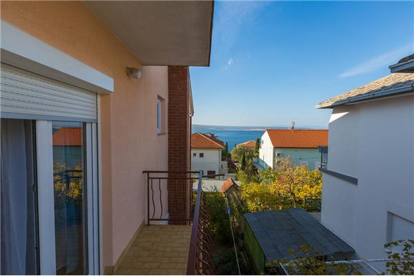 Apartment A2, for 6 persons