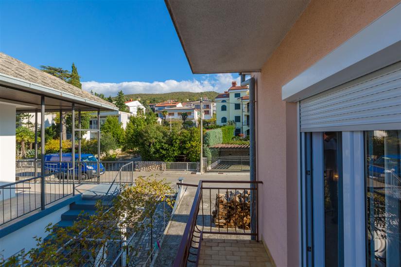 Apartment A2, for 6 persons