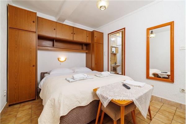Apartment A1, for 2 persons