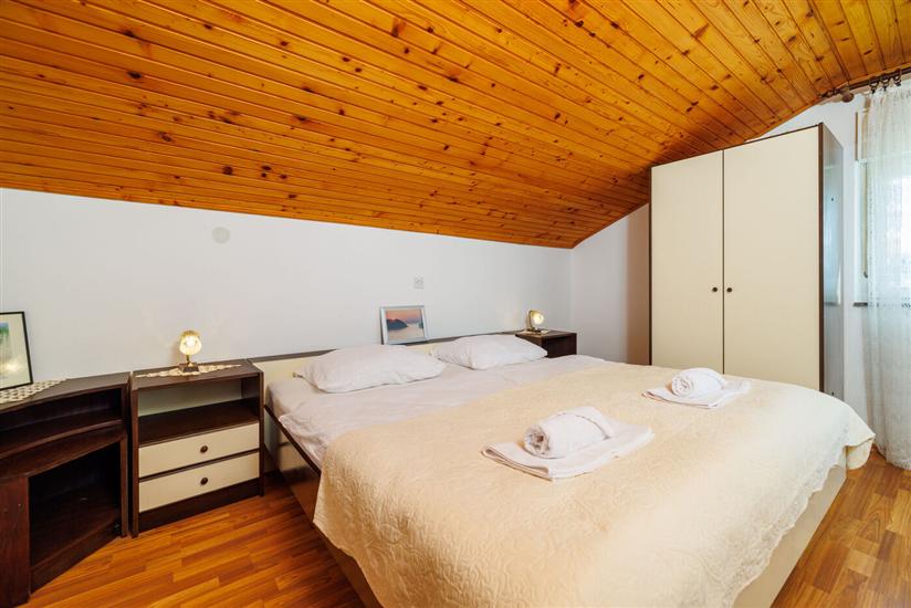 Apartment A2, for 4 persons