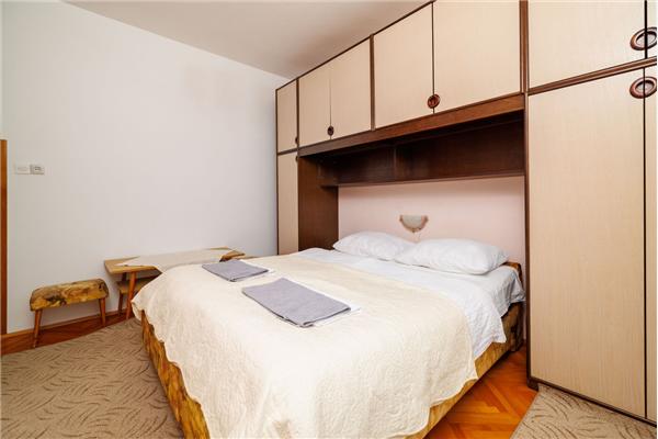 Apartment A3, for 6 persons