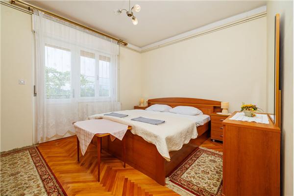 Apartment A3, for 6 persons