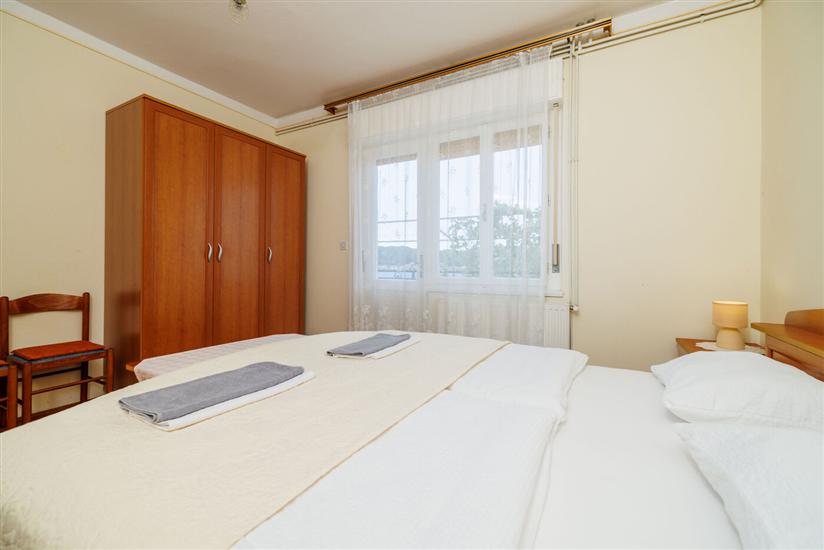 Apartment A3, for 6 persons