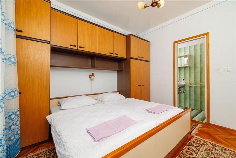 Apartment A3, for 6 persons