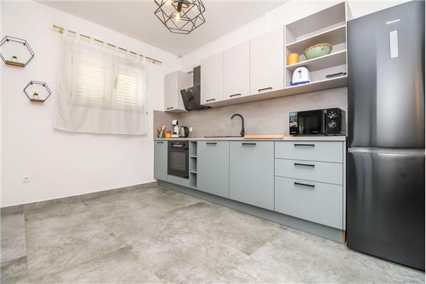 Apartment A1, for 5 persons