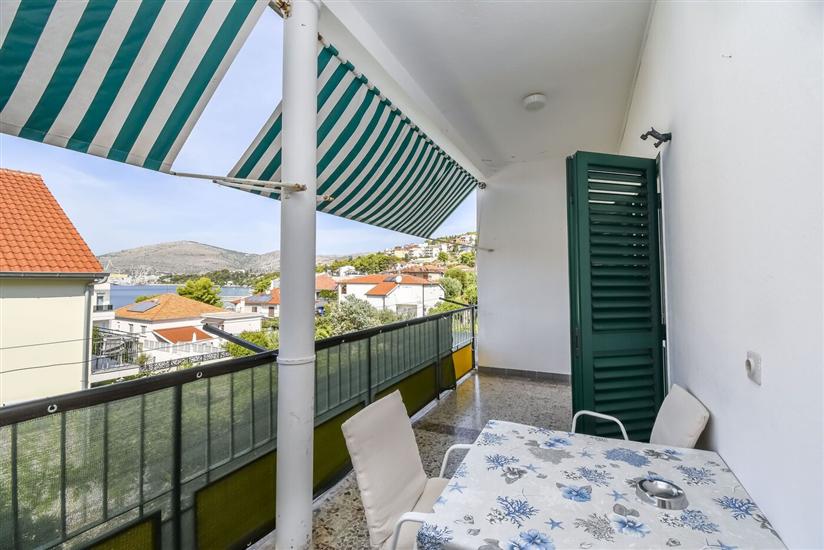 Apartment A3, for 6 persons