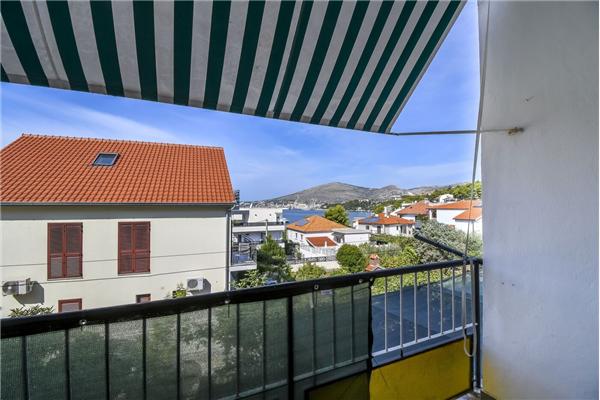 Apartment A3, for 6 persons