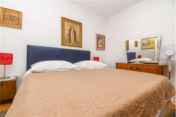 Apartment A3, for 6 persons