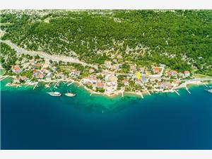 Apartments Josip R Supetarska Draga - island Rab, Size 24.00 m2, Airline distance to the sea 10 m