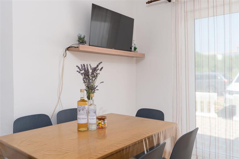 Apartment A3, for 6 persons