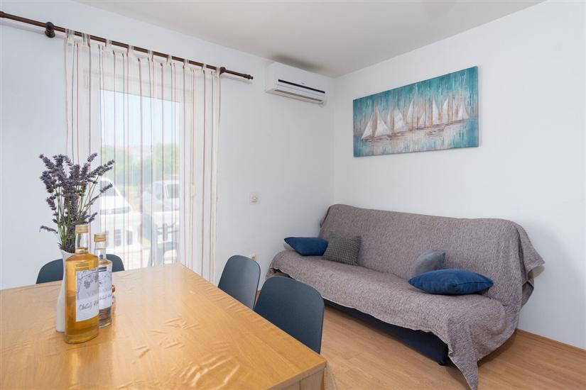 Apartment A3, for 6 persons