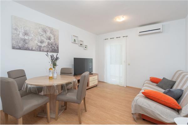 Apartment A2, for 4 persons
