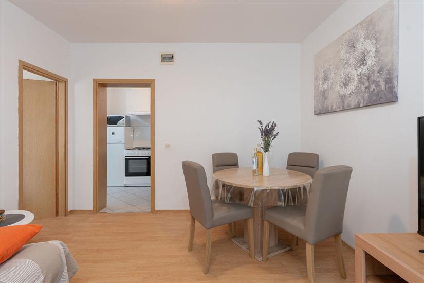 Apartment A2, for 4 persons