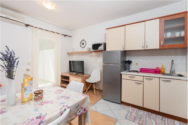 Apartment A4, for 4 persons