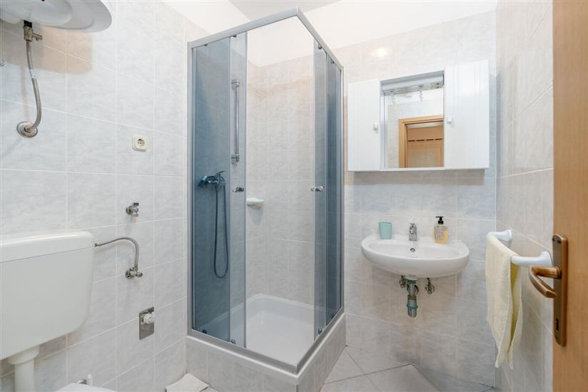 Apartment A4, for 4 persons