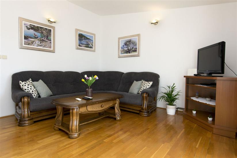 Apartment A1, for 6 persons