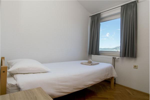 Apartment A1, for 6 persons