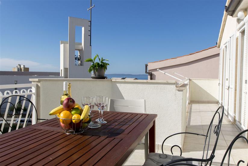 Apartment A1, for 6 persons