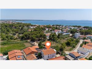 Rooms Mat North Dalmatian islands, Size 12.00 m2, Airline distance to town centre 300 m