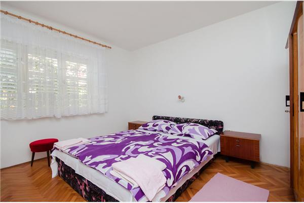 Apartment A1, for 8 persons