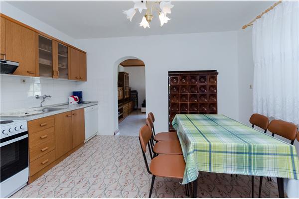 Apartment A1, for 8 persons