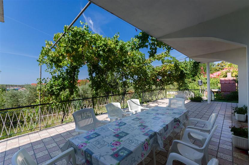 Apartment A1, for 8 persons