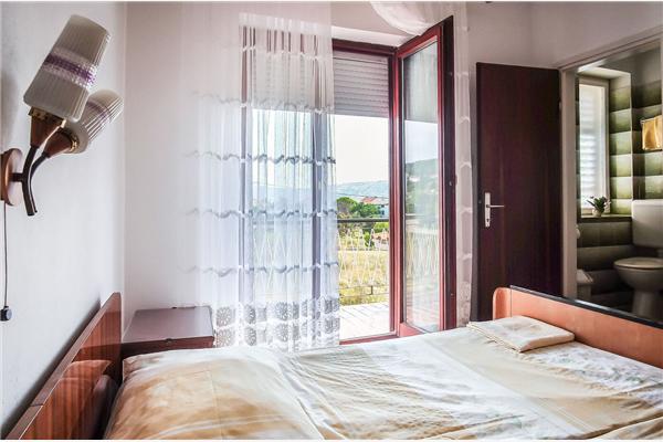 Apartment A2, for 5 persons