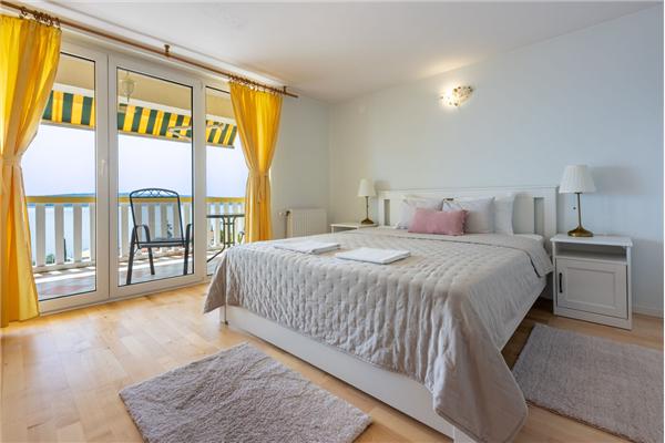 Apartment A6, for 4 persons