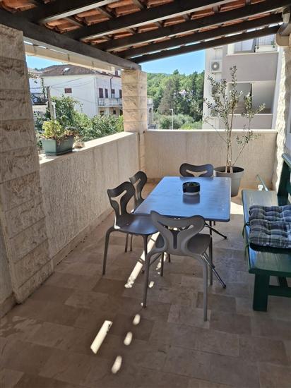 Apartment A1, for 5 persons