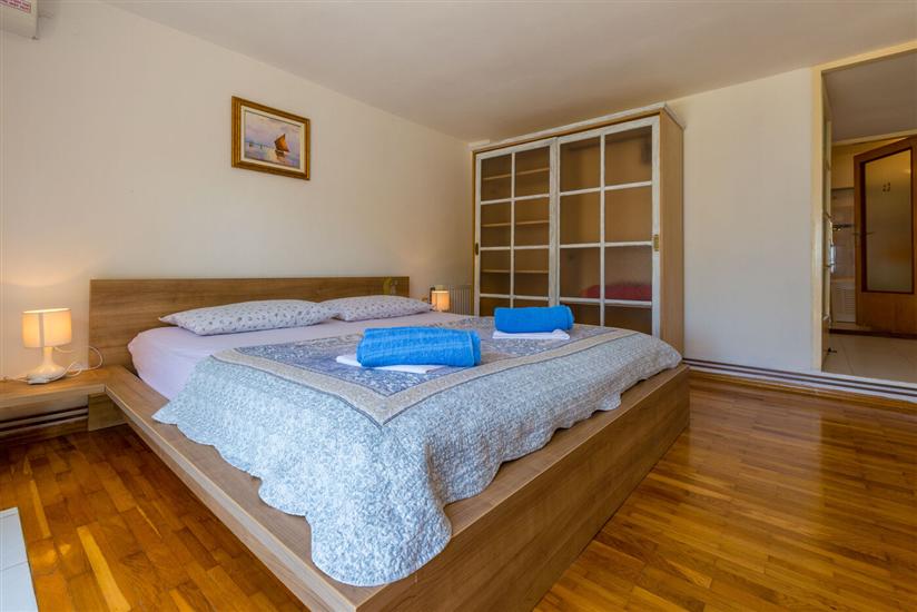 Apartment A7, for 3 persons