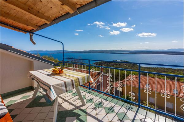 Apartment A3, for 5 persons