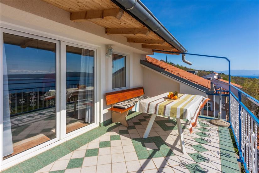 Apartment A3, for 5 persons