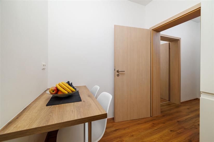 Apartment A2, for 3 persons