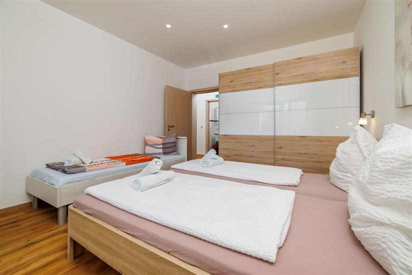 Apartment A2, for 3 persons