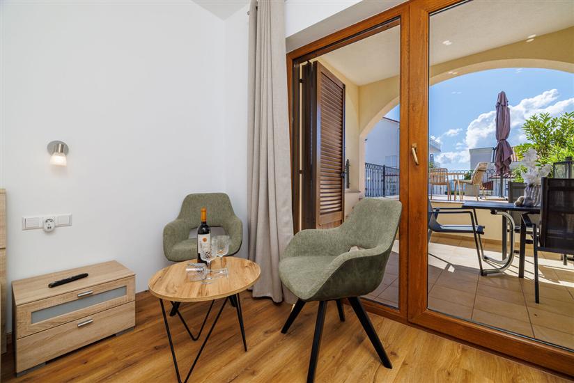 Apartment A2, for 3 persons