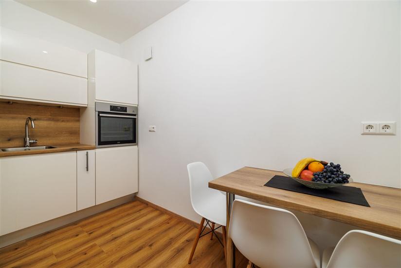 Apartment A2, for 3 persons