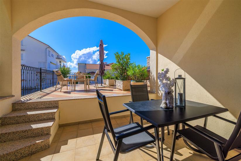 Apartment A2, for 3 persons