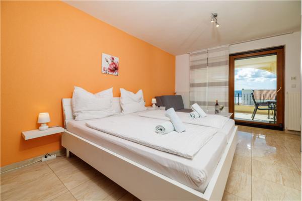 Apartment A4, for 3 persons
