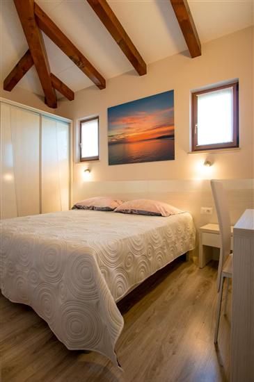 House K1, for 8 persons