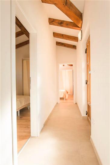 House K1, for 8 persons