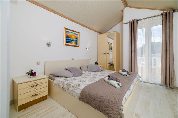 Apartman A4, 5 személyes