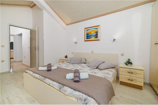 Apartman A4, 5 személyes