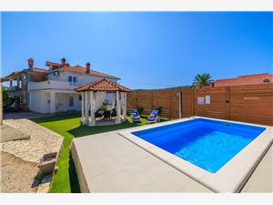 Apartment Pavilion Kampor - island Rab, Size 65.00 m2, Accommodation with pool