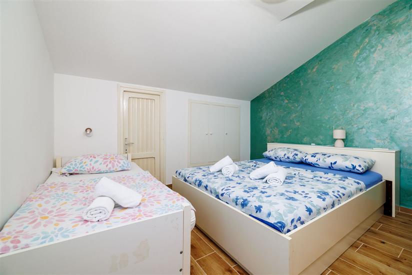 Apartment A2, for 8 persons