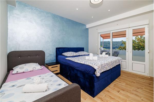 Apartment A2, for 8 persons