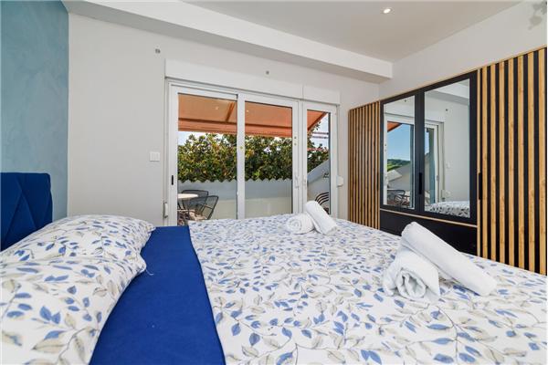 Apartment A2, for 8 persons