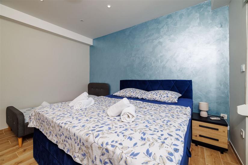 Apartment A2, for 8 persons