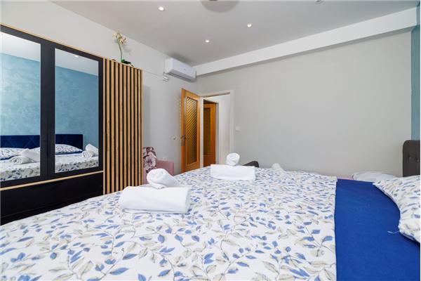 Apartment A2, for 8 persons