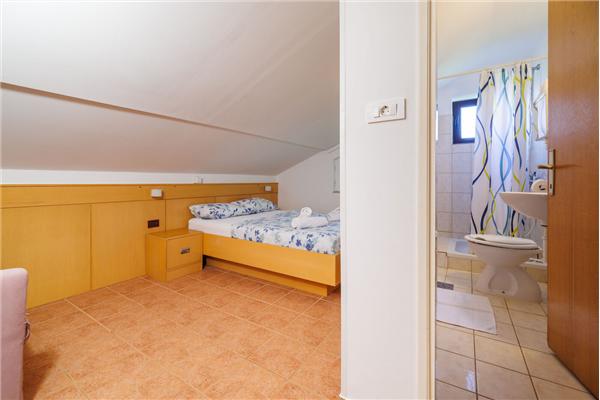 Apartment A2, for 8 persons
