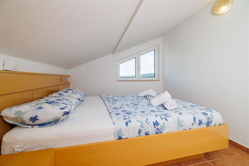 Apartment A2, for 8 persons